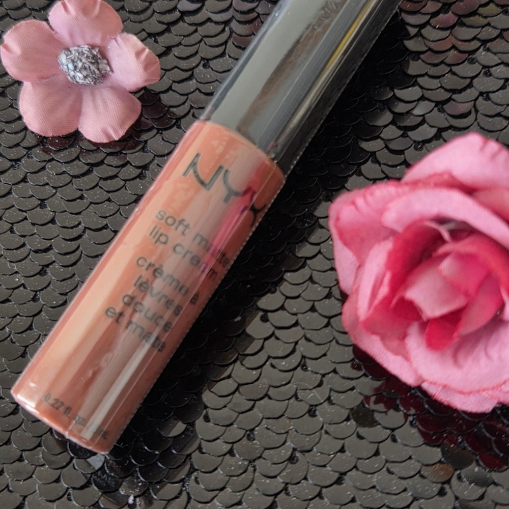 CANNES NYX Cosmetics Soft Matte Lip Cream NWT